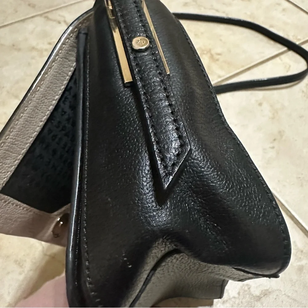Kate Spade New York 100% Leather Crossbody Bag Black PalePink Flap Gold Hardware